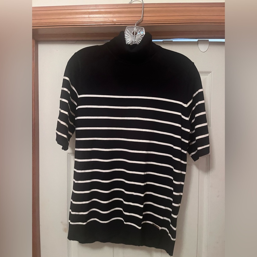 Black and White Striped Short sleeved Sweater NWT